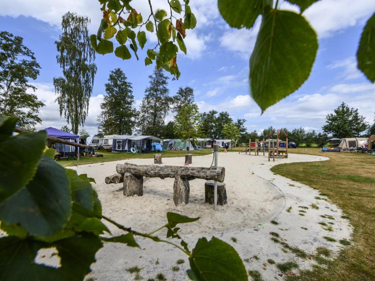 Recreatiepark De Lucht Hotel Renswoude Exterior photo